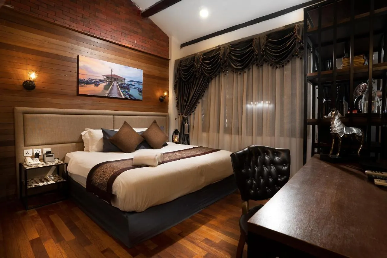 Rare Heritage House George Town 3*,  Malezja