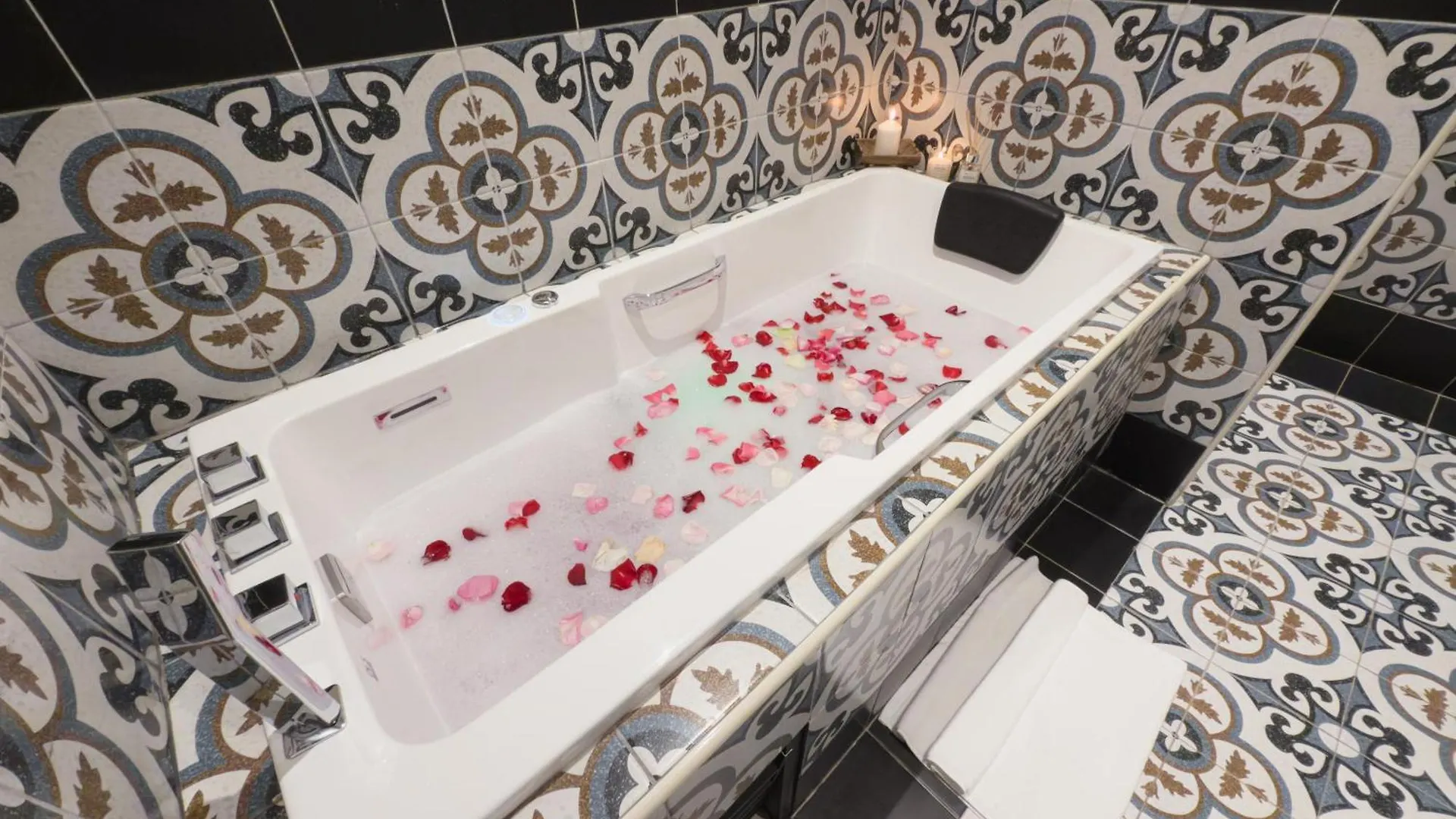 Rare Heritage House George Town Hotel
